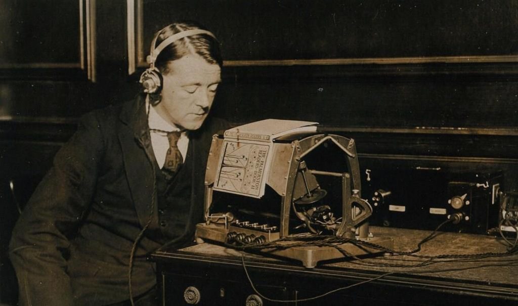MLab in the Humanities » University of Victoria » The Reading Optophone Kit